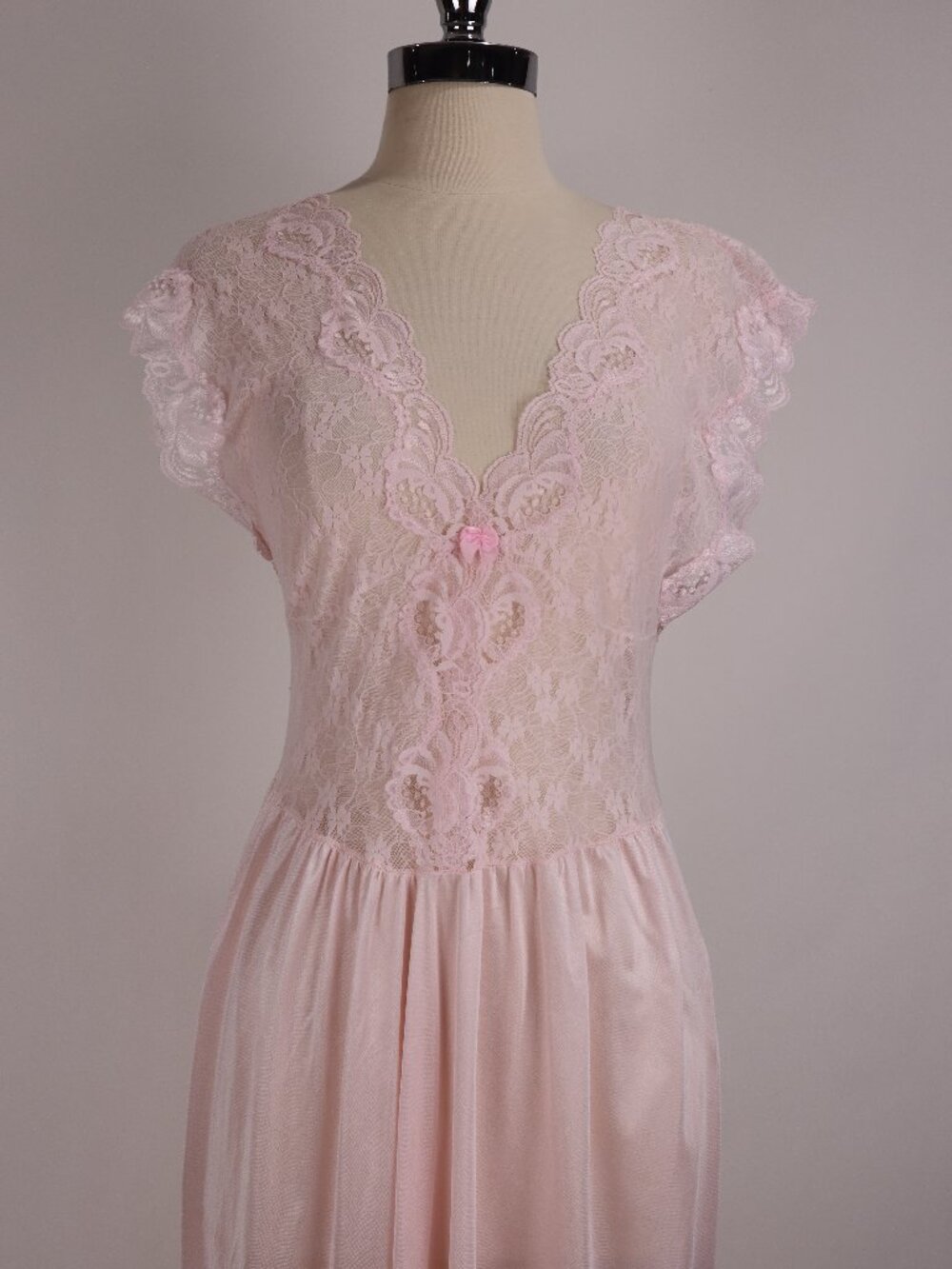 Vintage Cinema Etoile Light Pink Lace Midi Nylon Nightgown Negligee Lingerie